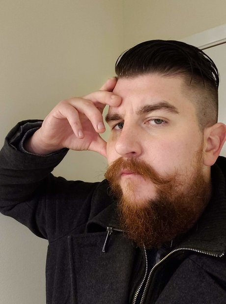 NowOrNeverOrNow sex model photo