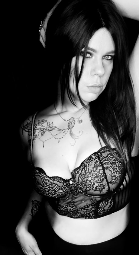 Ayni hd actress picture