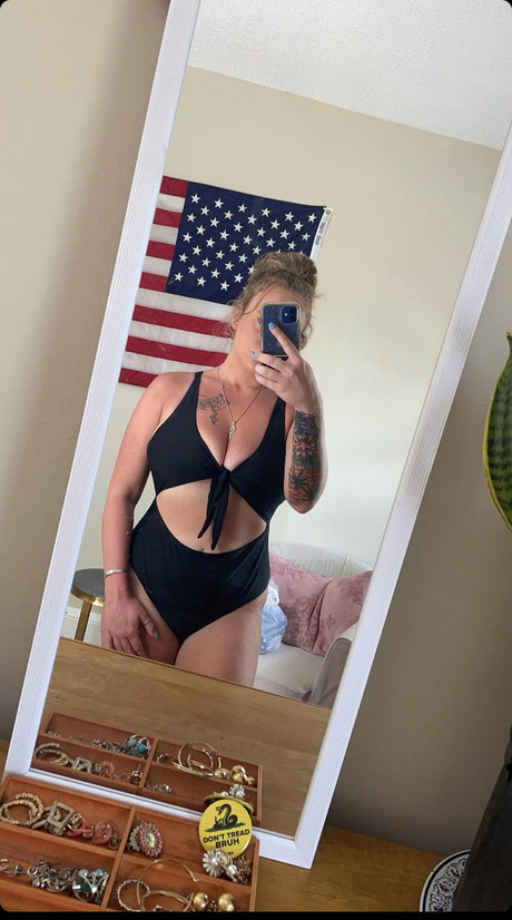 Emilygrey_ model adult images