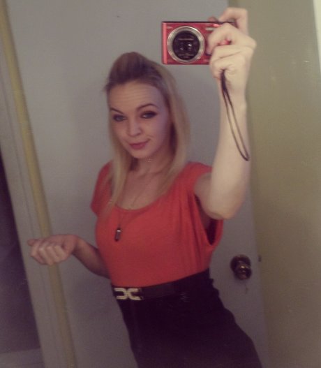 _Araya_ model adult archive