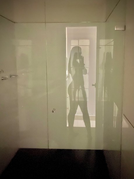 Alexa Velez erotic actress image