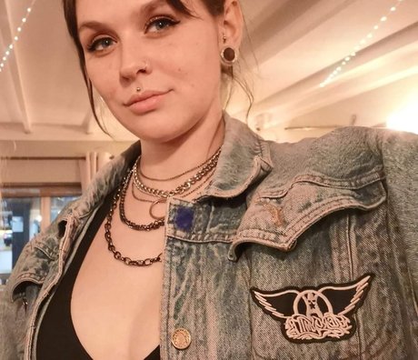 Stephanie Jayne pornstar perfect pic