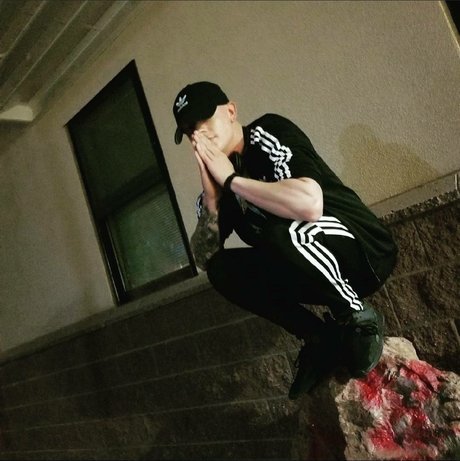 _NoJoyy model top gallery