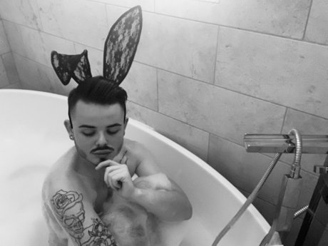 Alfey D curtis_ model nice galleries