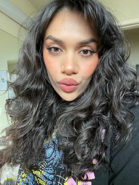 Anathexa pornstar naked img