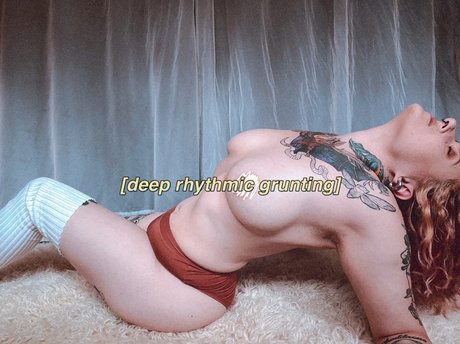 skinny babe onlyfans art nude picture