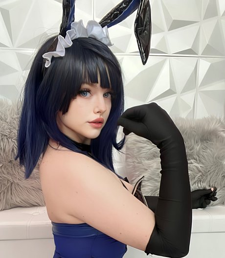 Snomster art actress photo