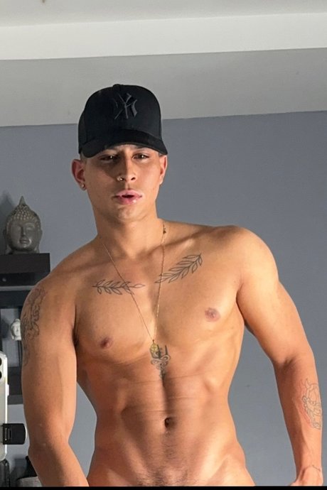 Alejandro Hern ndez adult star img