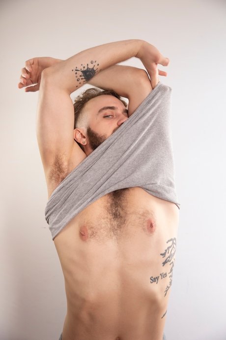 Aaron Oaks hd star pictures