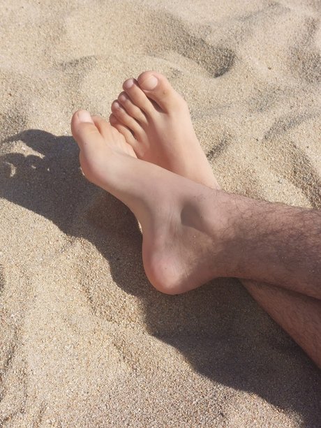 Alesito model pornographic pic