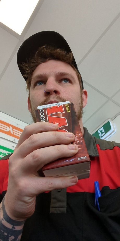 Aaron Callanan art model img