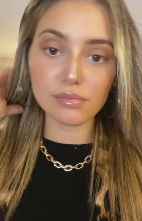 Aida Blu nude pornstar picture