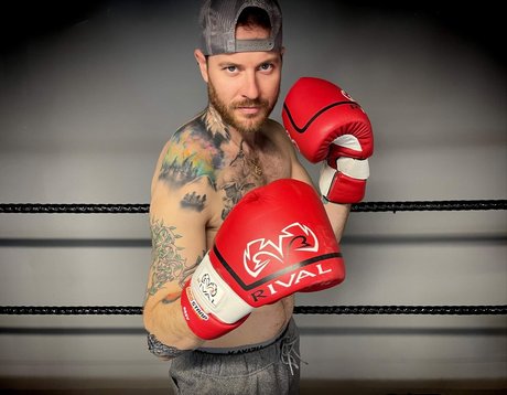 Aaron Hummer adult star image