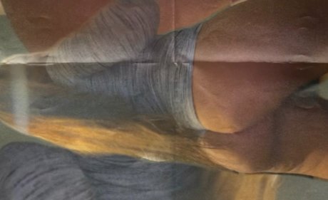 missleaveastain high quality actress pic