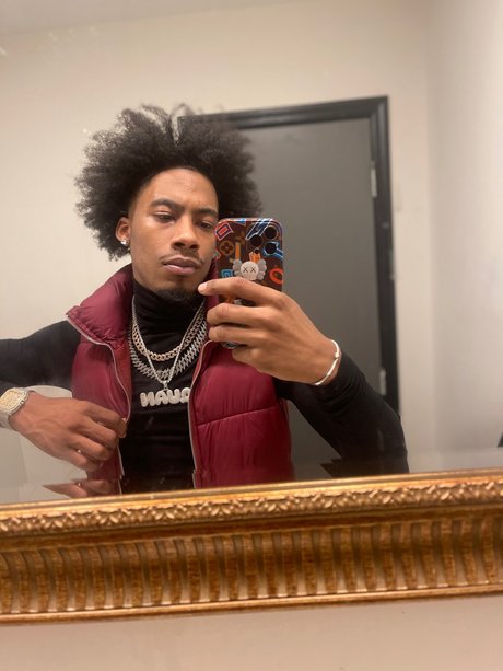 Quan Gasm star nude photo