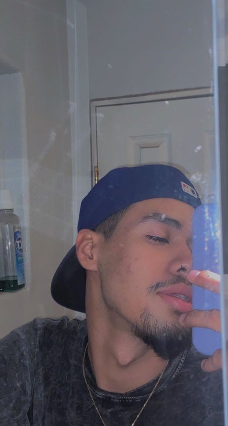 Gerardo_ naked star gallery