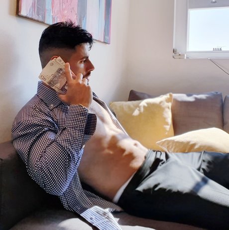 onehotarab is back again nudes actress pics