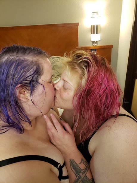 Alice The Cat model pornographic img