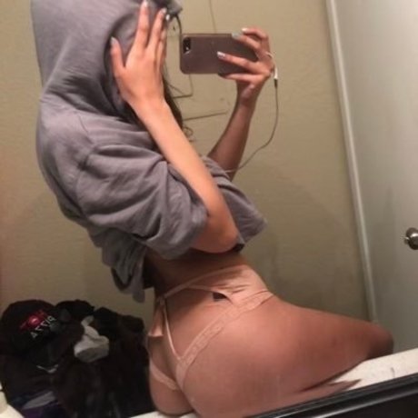 olivia mello exclusive actress pics