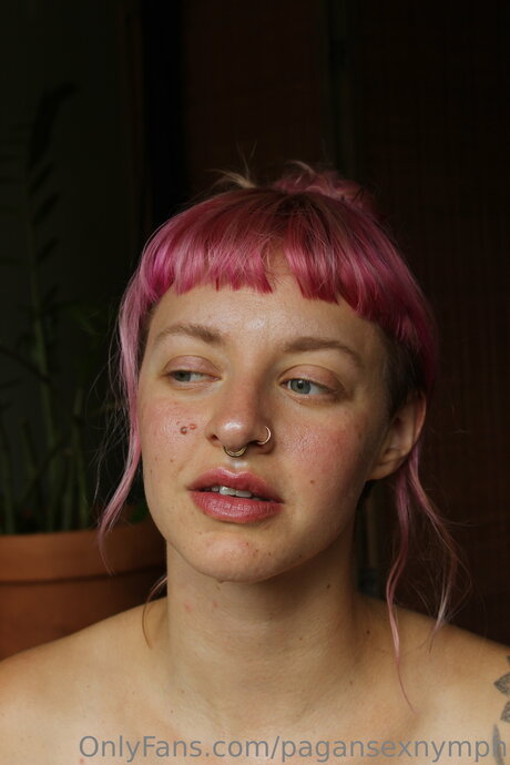 Kitten Nymph porn model image