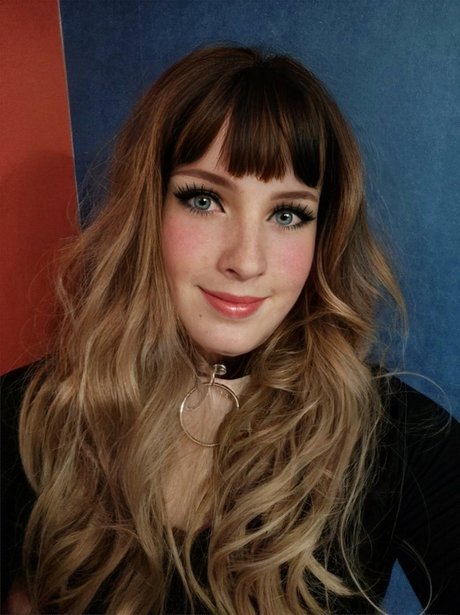 Oxananas naked star image