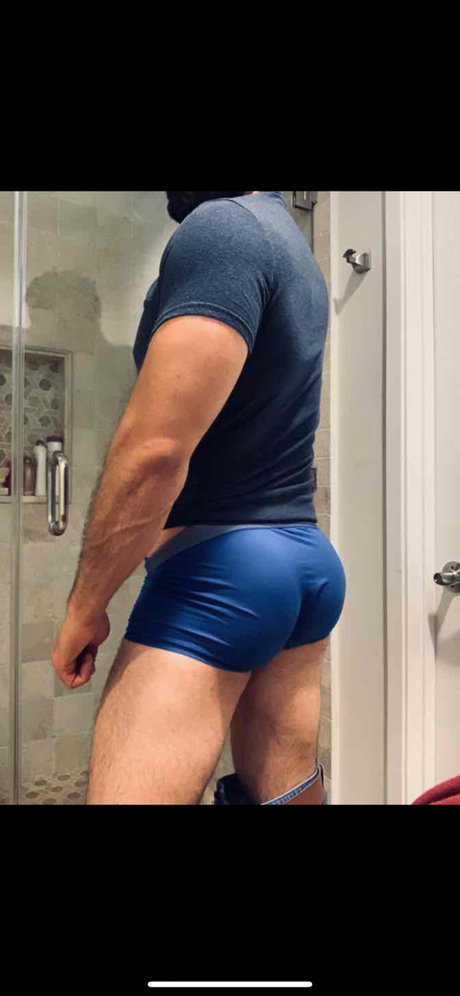 Bearded Gym Alex top actress images