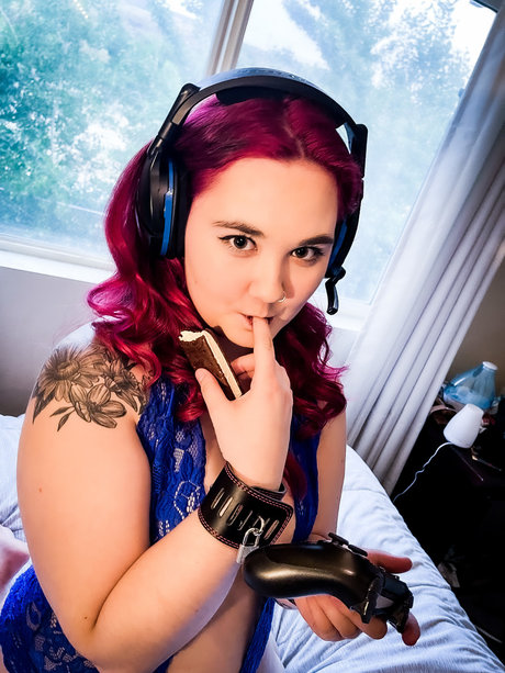 Alanakayy top star archive