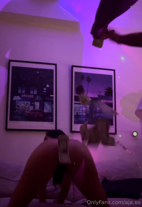 brown eyes kitty onlyfans free naked pics