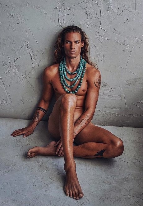 Akos nudes actress img