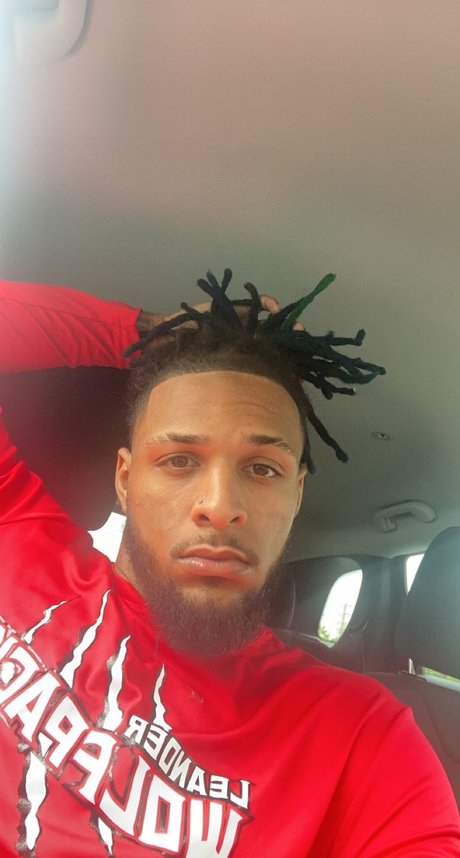 AjDaFreak model art pics