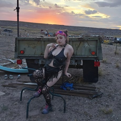 Grease Nymph perfect pornstar images