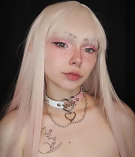 Babi Mochi star pornographic image