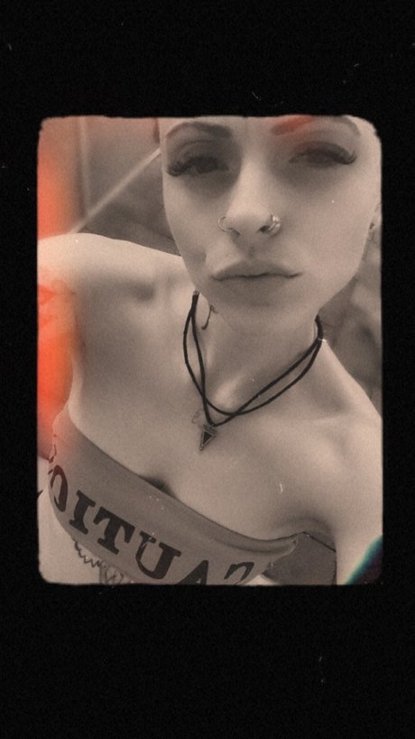 Alee model erotic pic