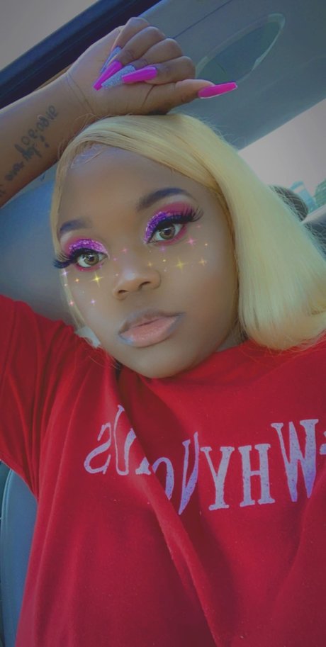 PhatMama_ star high quality pic