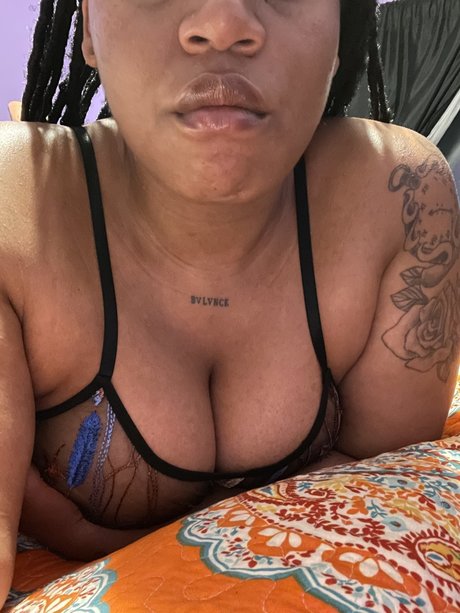 Big M beautiful star photo