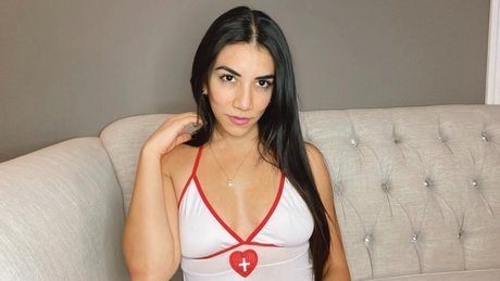 Zara Valli xxx model gallery