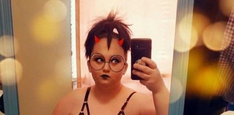 daddys__babygirl98 sex model picture