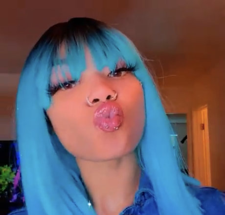 Pretty Facee_ pornstar adult pictures