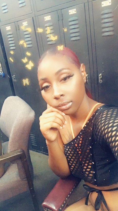 AyyoPrettyBlack star sex images