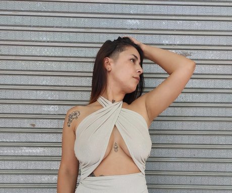 Chini model nudes archive