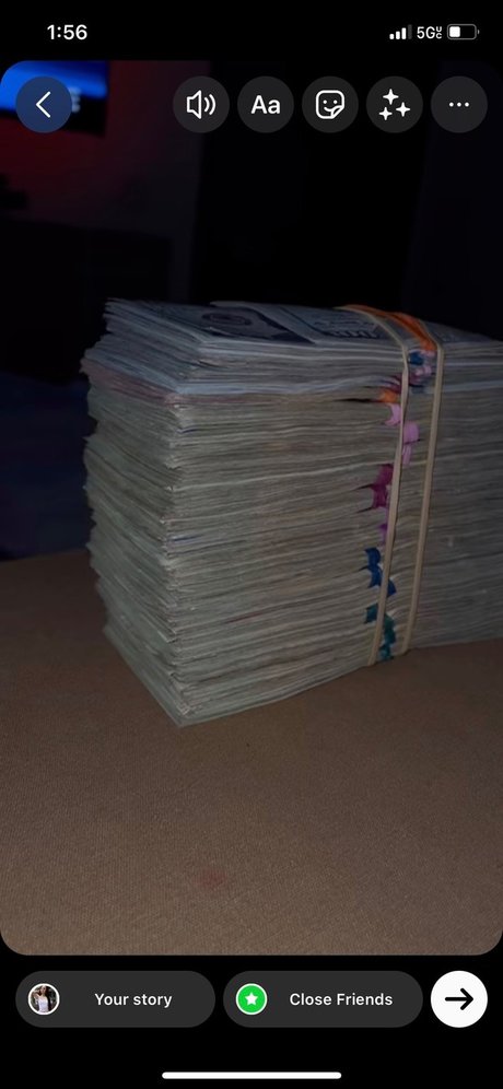 _BaddestForeign model exclusive pics