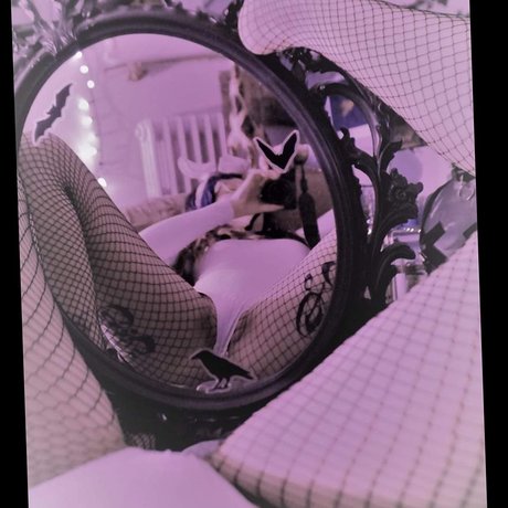 innocent onlyfans free sexy image