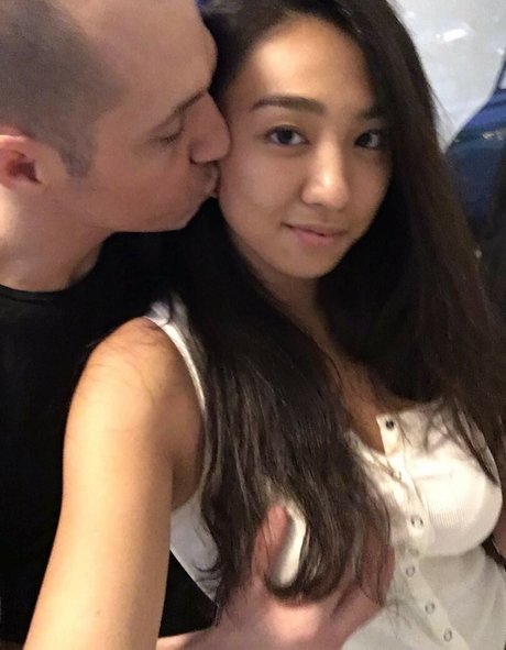 Travelvids Xyz nude model photo