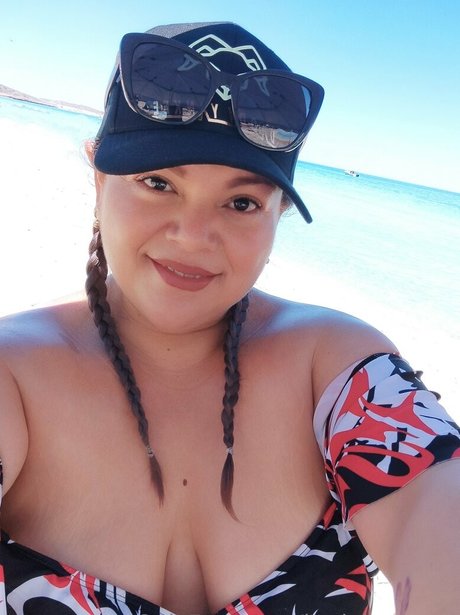 tiktok stars onlyfans pornos image