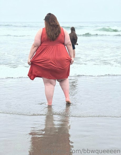 bbwqueeeen actress pics