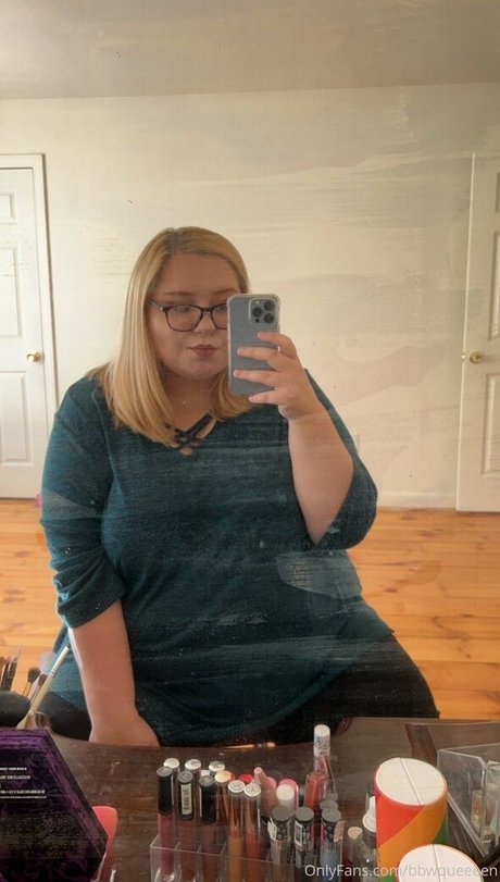 bbwqueeeen sexy star photos