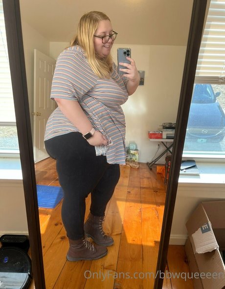 bbwqueeeen erotic star images