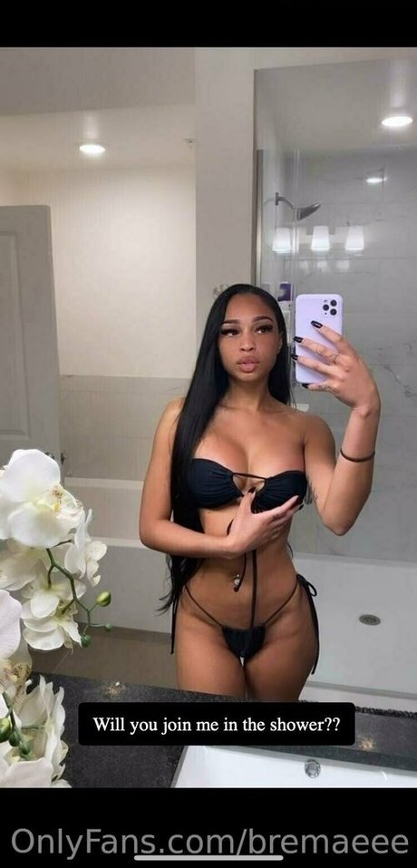 bremaeee model nude photos