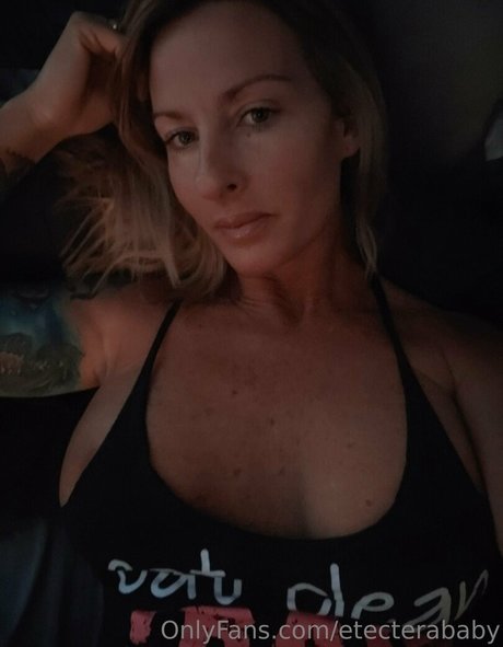 etecterababy nude model img