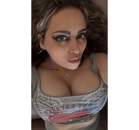 DaniLou high quality star gallery